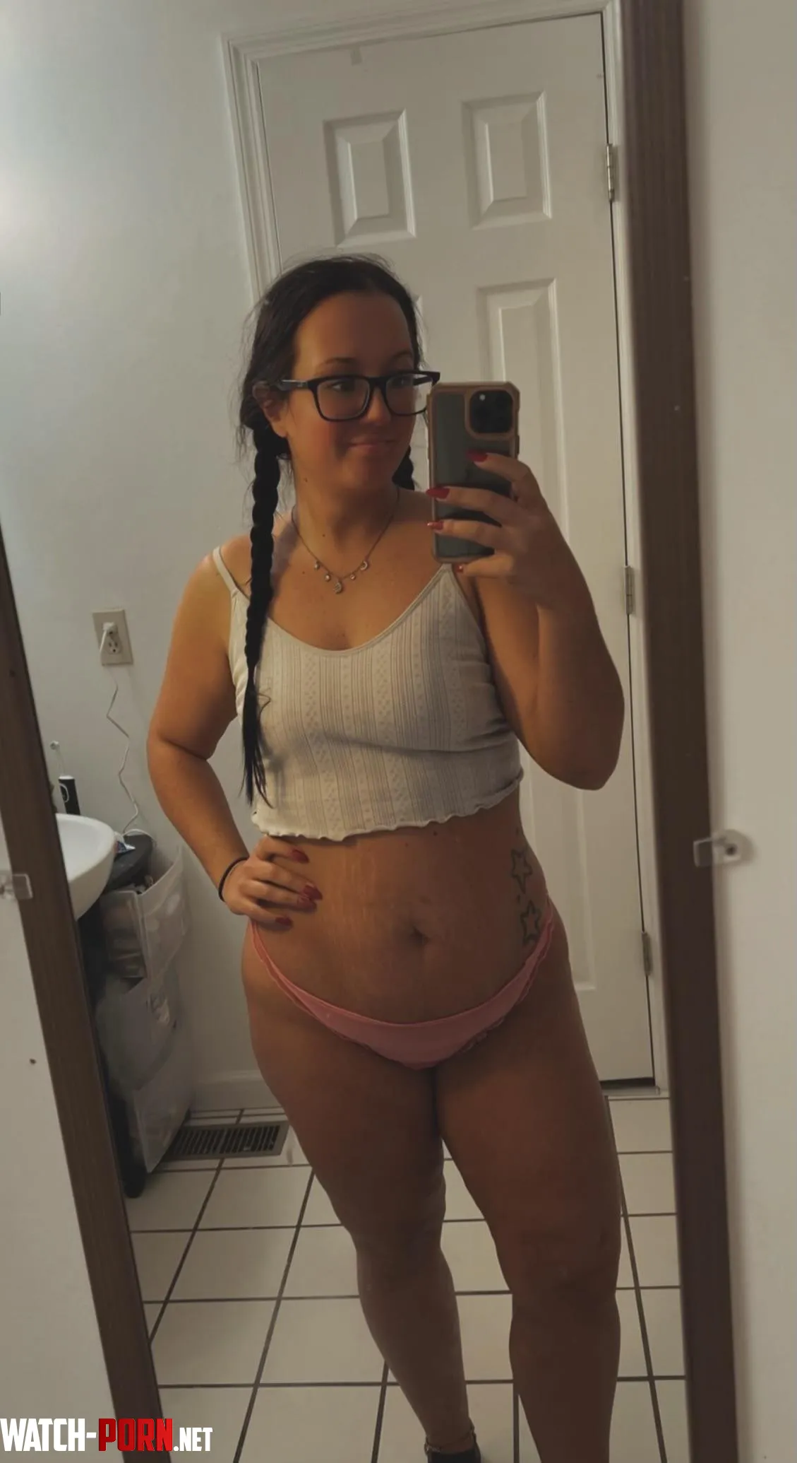 Just a bored milf wanting to have some fun 😘 by Sweet_Cheeks_23