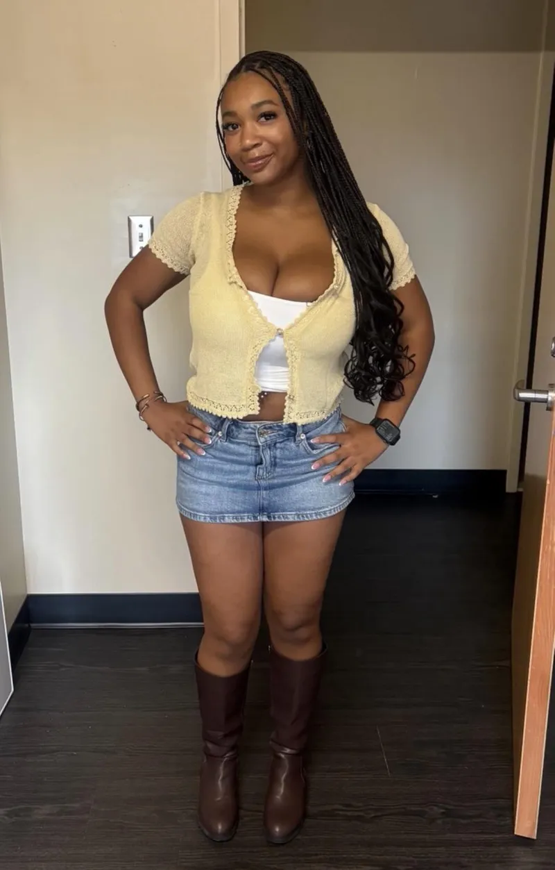 Thumbnail Big and bursting the shirt open