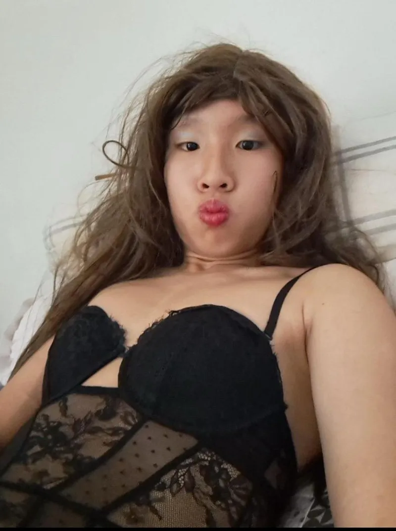 Thumbnail Little sissy from Malaysia Rin wants to be exposed. Leave comments for her to read 💦👸🏽