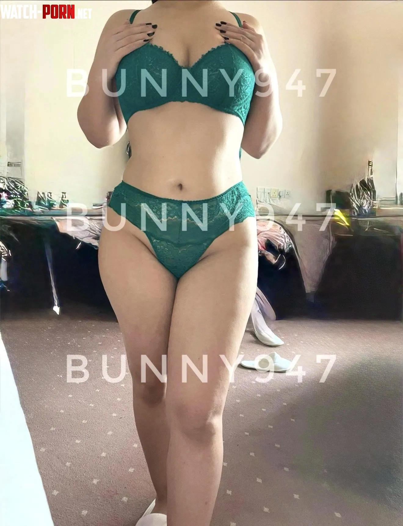 Emerald is hubbys fav color on me 😇 [F] by bunny947