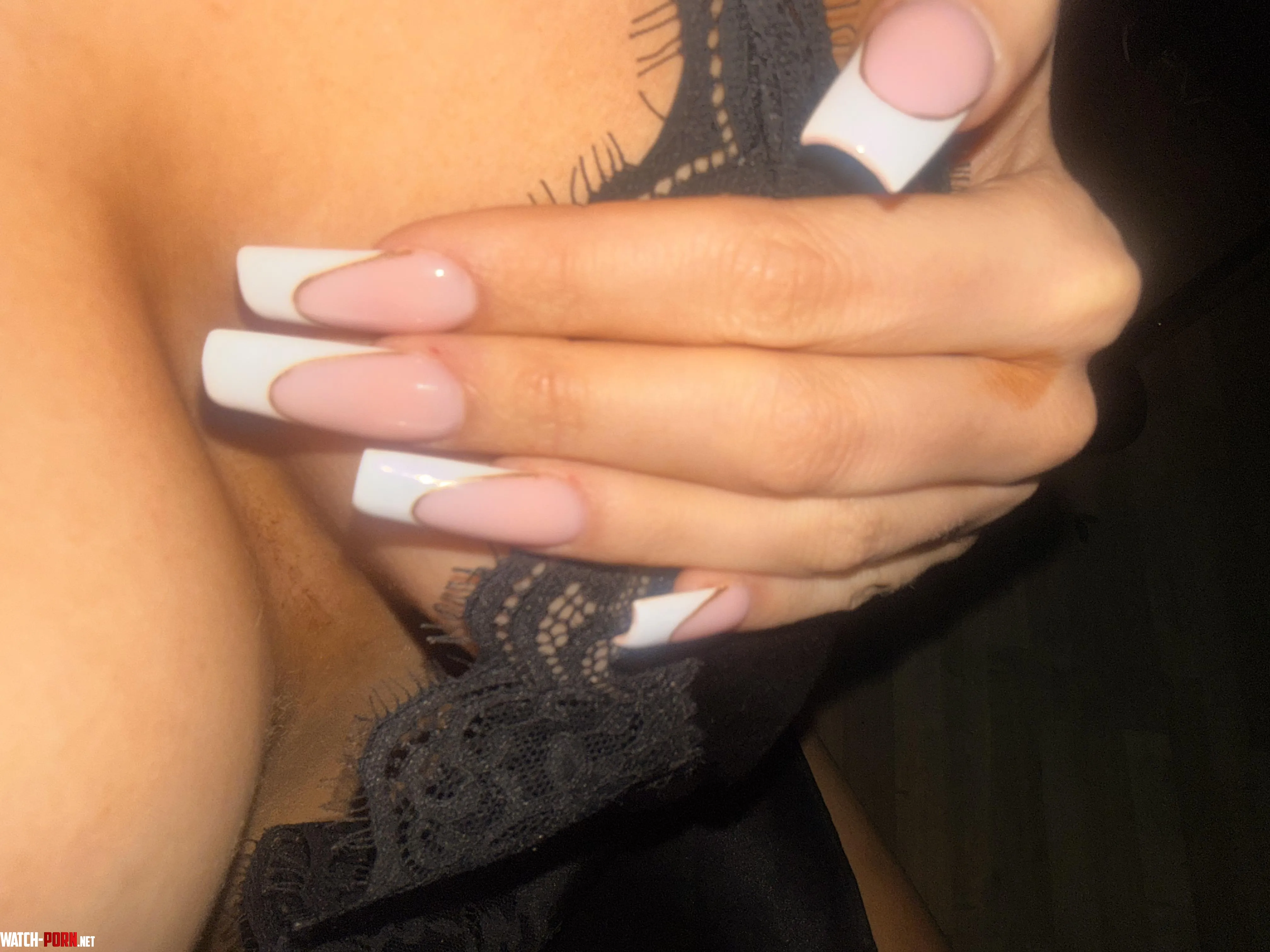 Huge boobs + long nails = perfect match by o0Lula0o