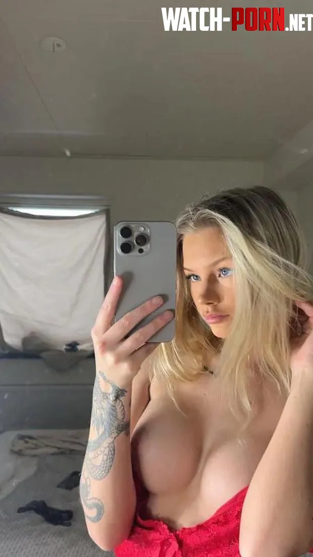 my tight pussy keeps getting wetter just imagining older cock by leminaao