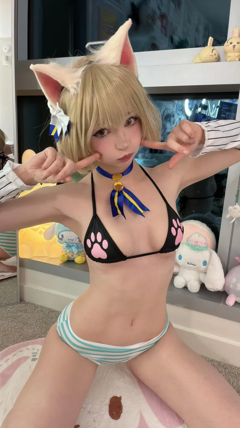 Thumbnail Careful I might scratch you