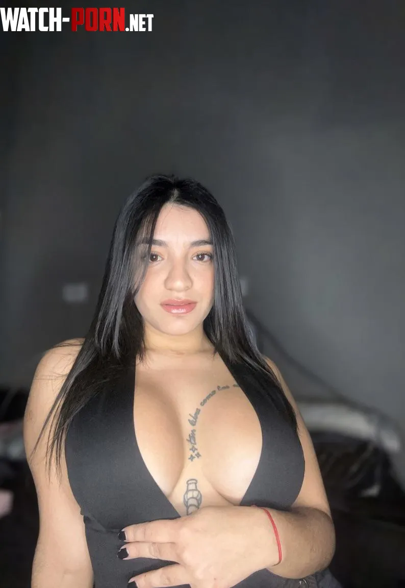 Latina, tatoed and brunette, a real explosion by ambarbaby1