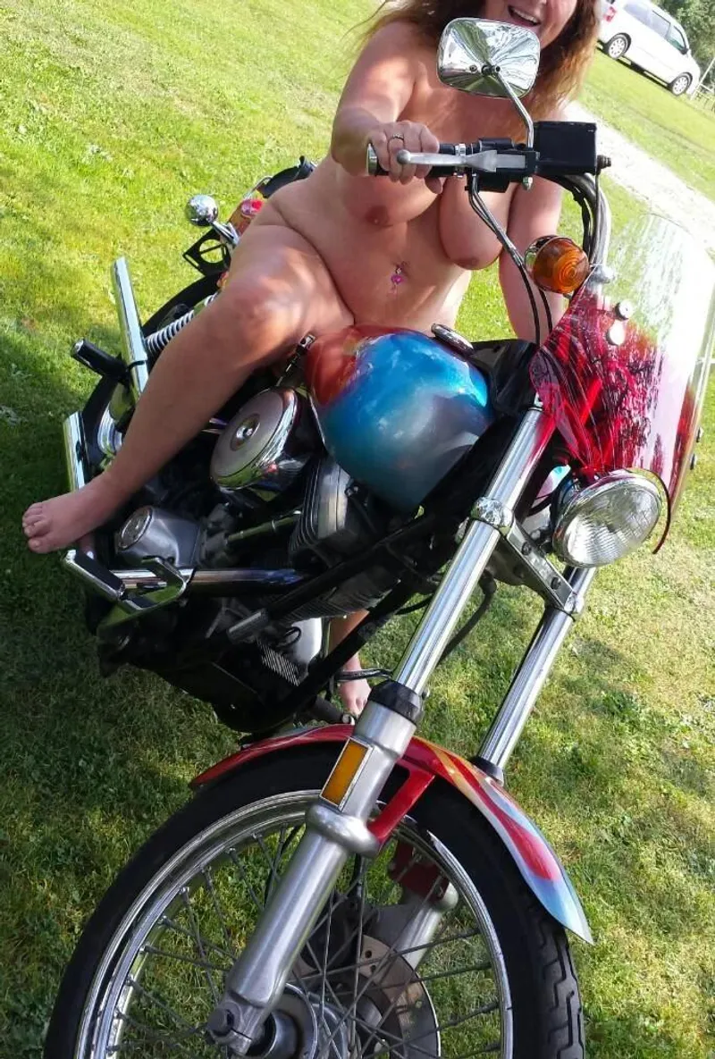 Thumbnail Wife posing at campground
