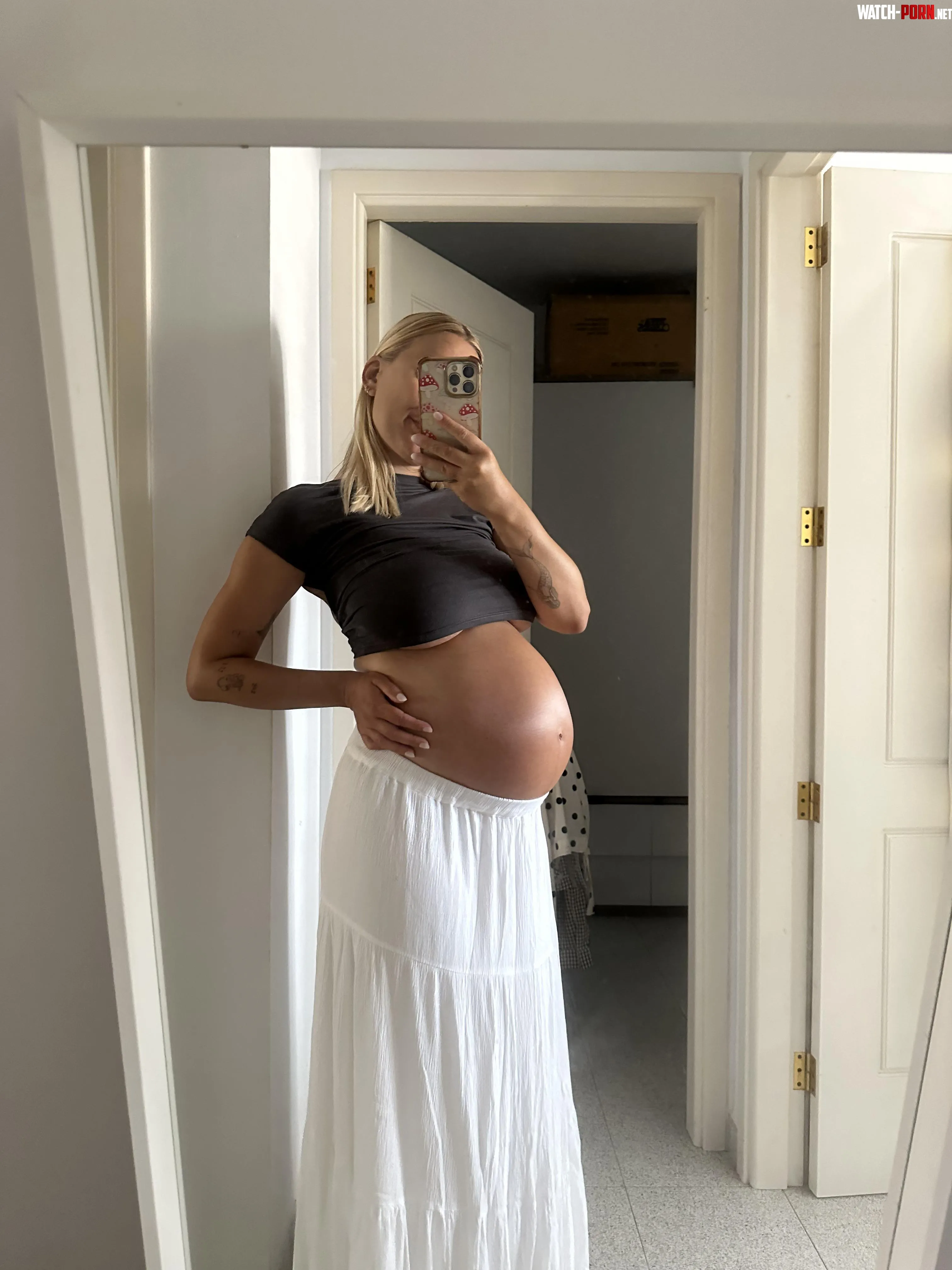 39 weeks pregnant by xdaisyhansenx