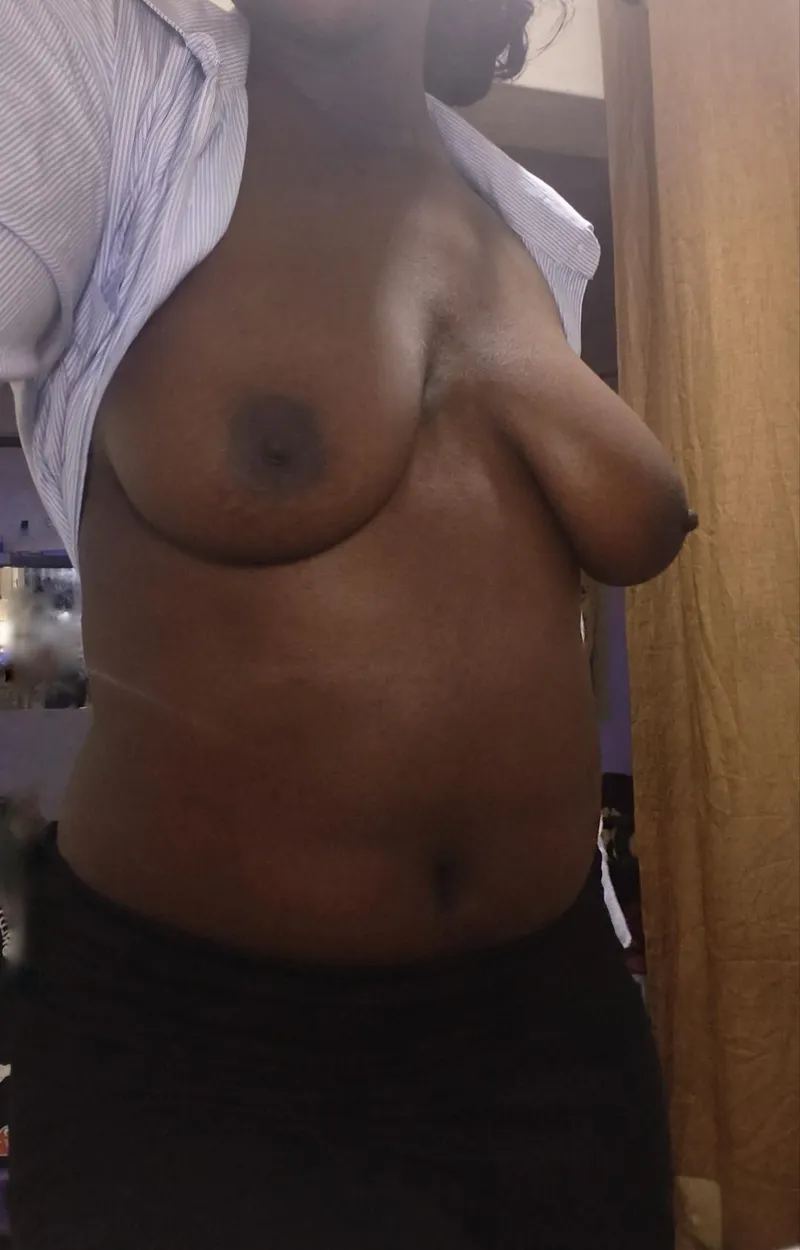Thumbnail No bra to work type of day