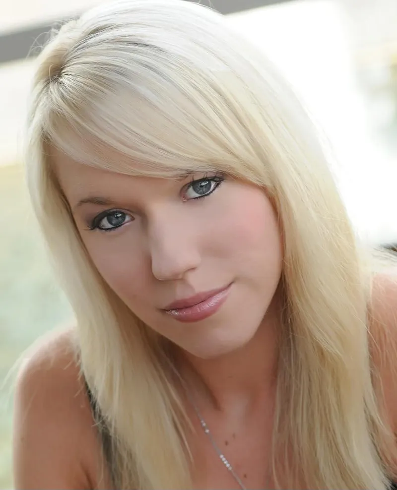 Thumbnail Chantal Strand