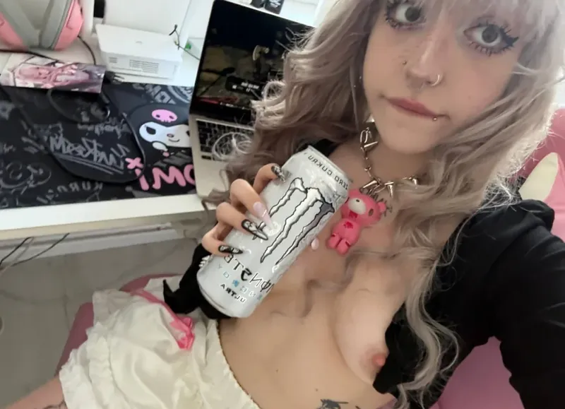 Thumbnail Would you watch a Disney movie with me [f]