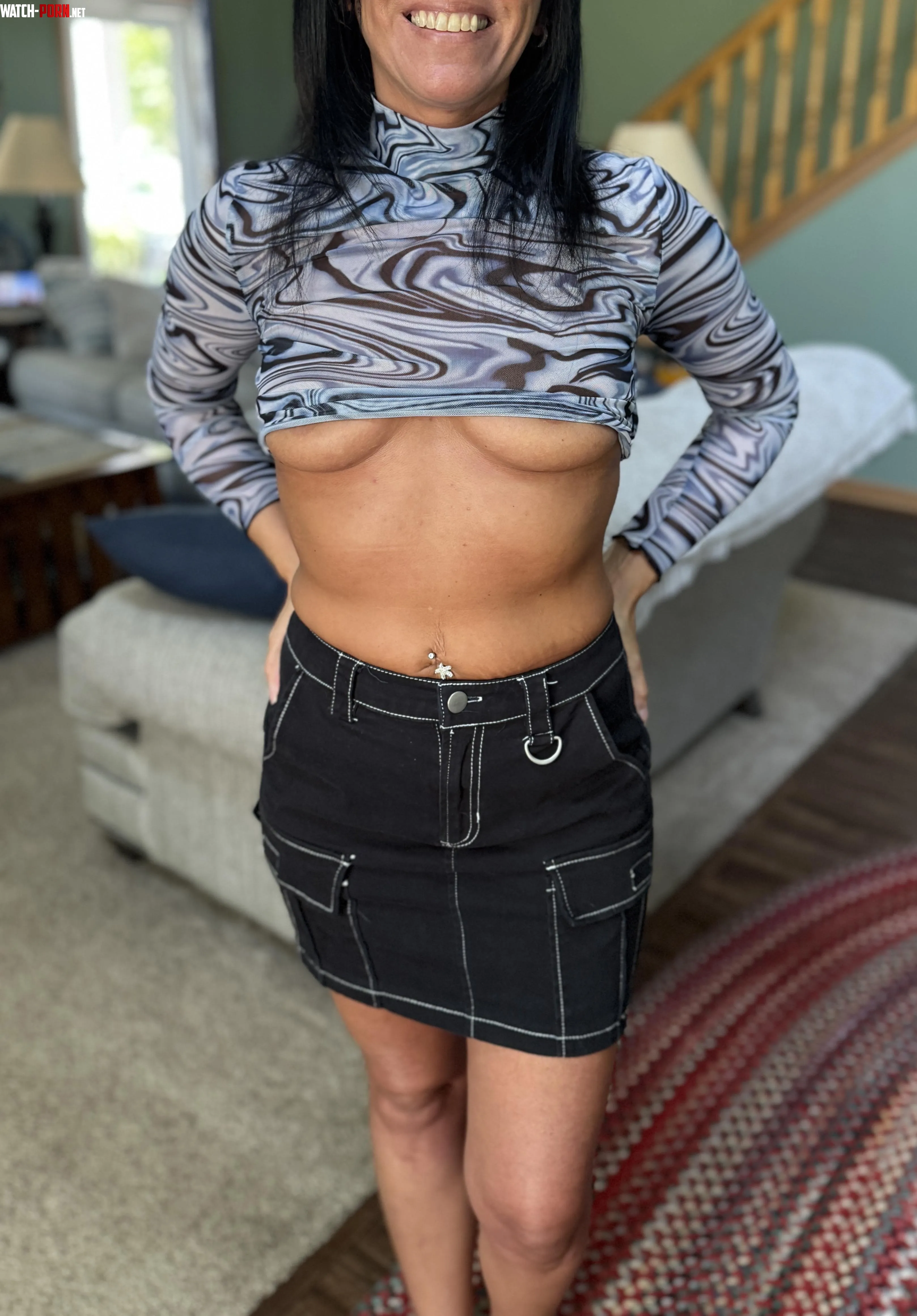 47yo wife and this is how I met my friend with benefits at the door. by Shymilf5