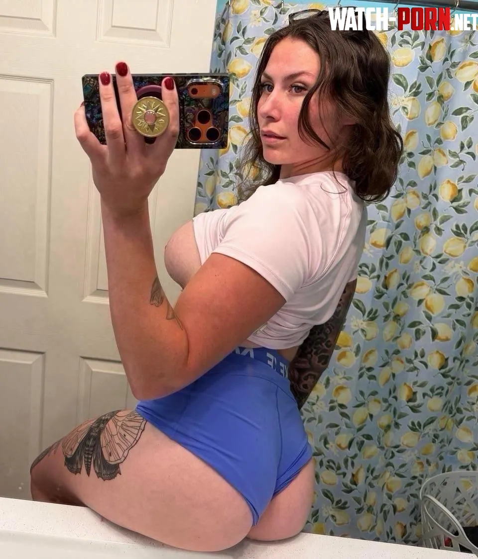 Smashing or passing this ass? 🤔💥 by Brittfaithm
