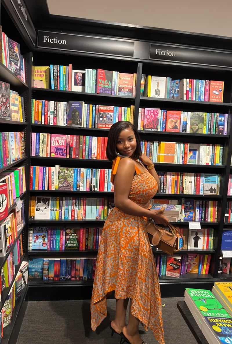 Thumbnail In a bookstore