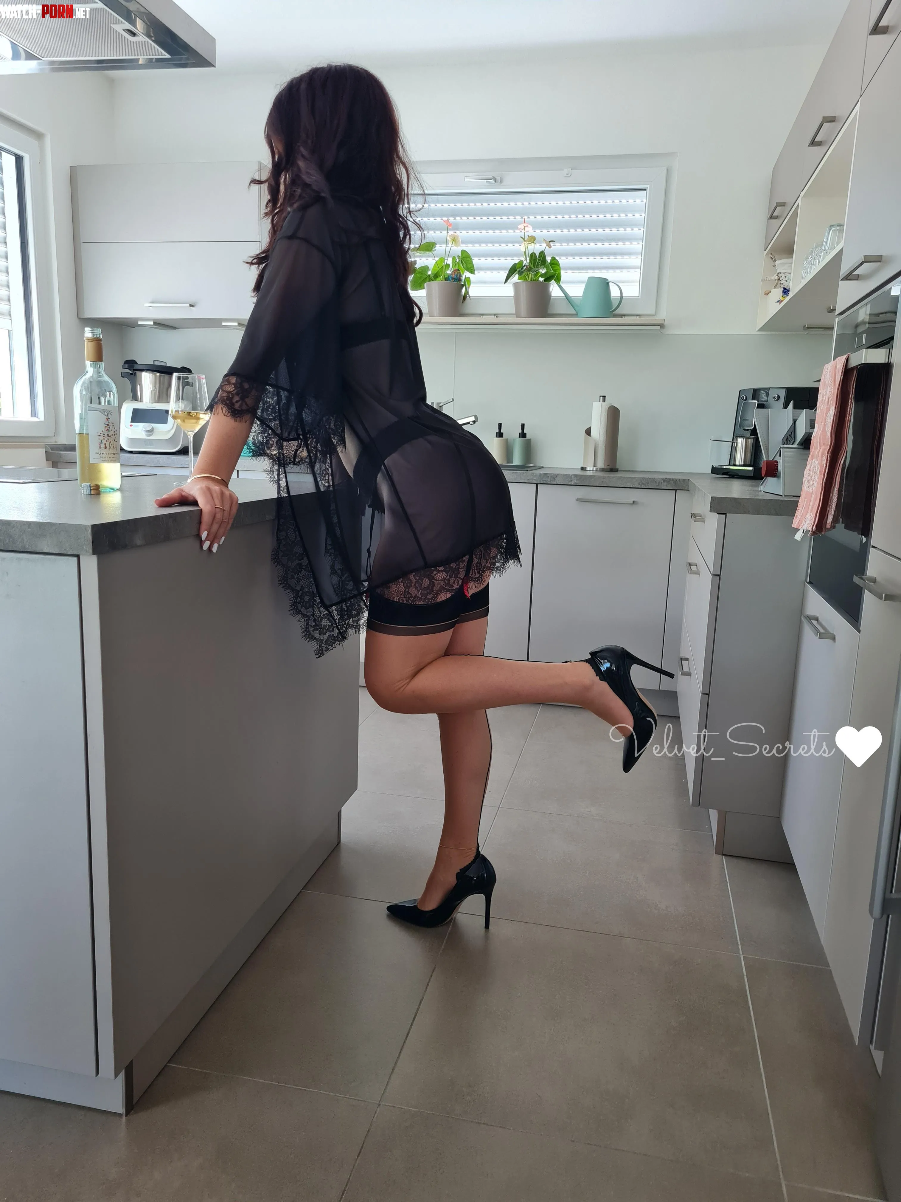 Sexy &amp; classy by _Velvet_Secrets