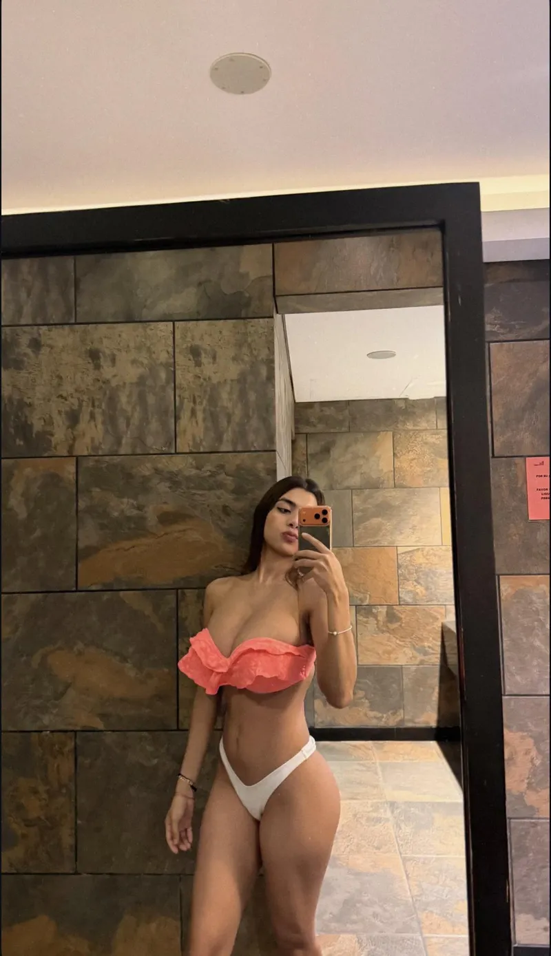 Thumbnail Selfie