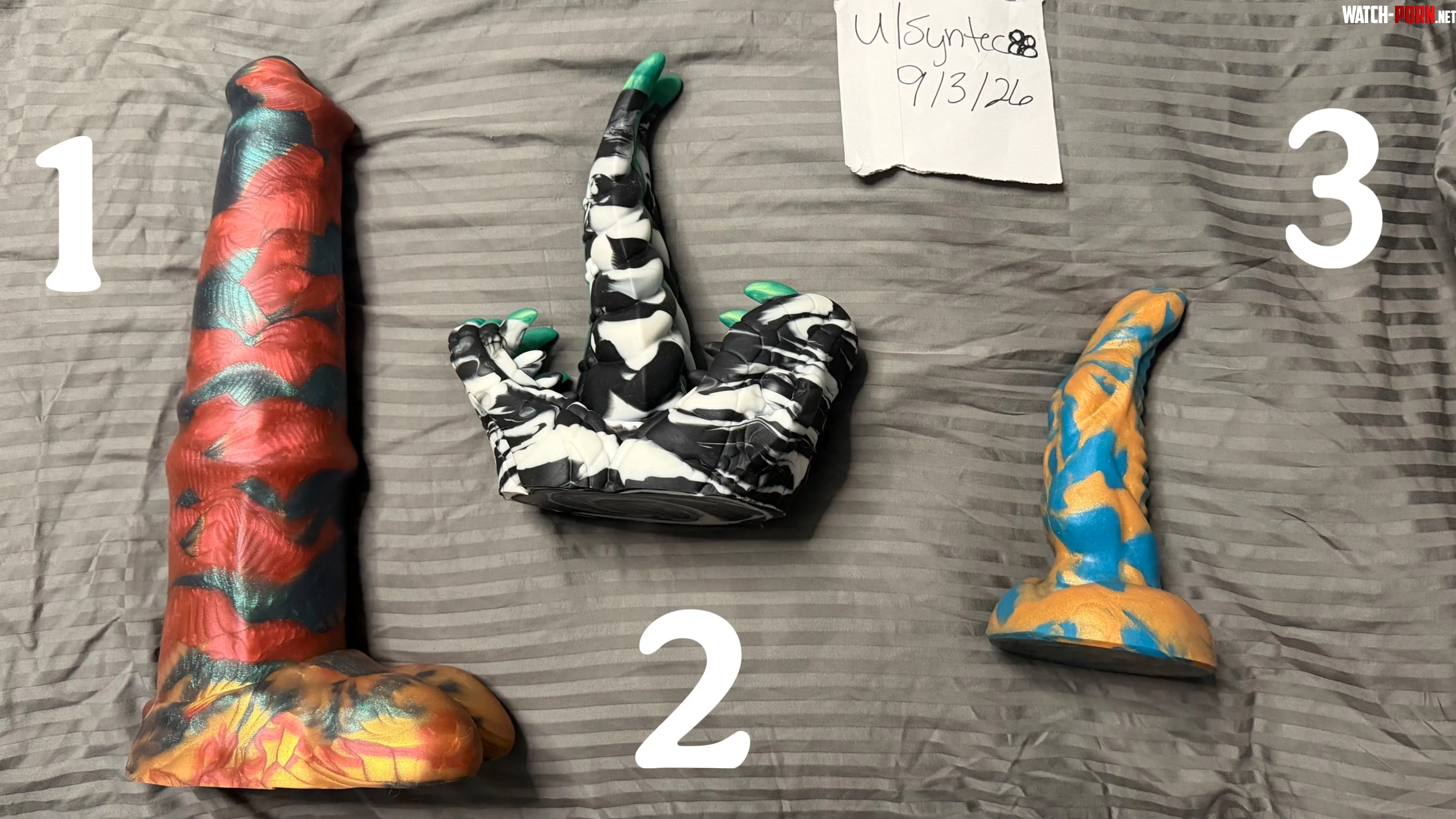 Wts: 3 toys (Bad Dragon and Wandering Bard) by Syntec88