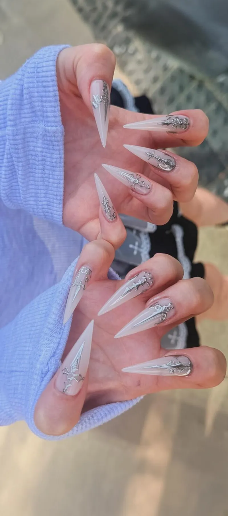 Thumbnail Gothic stiletto