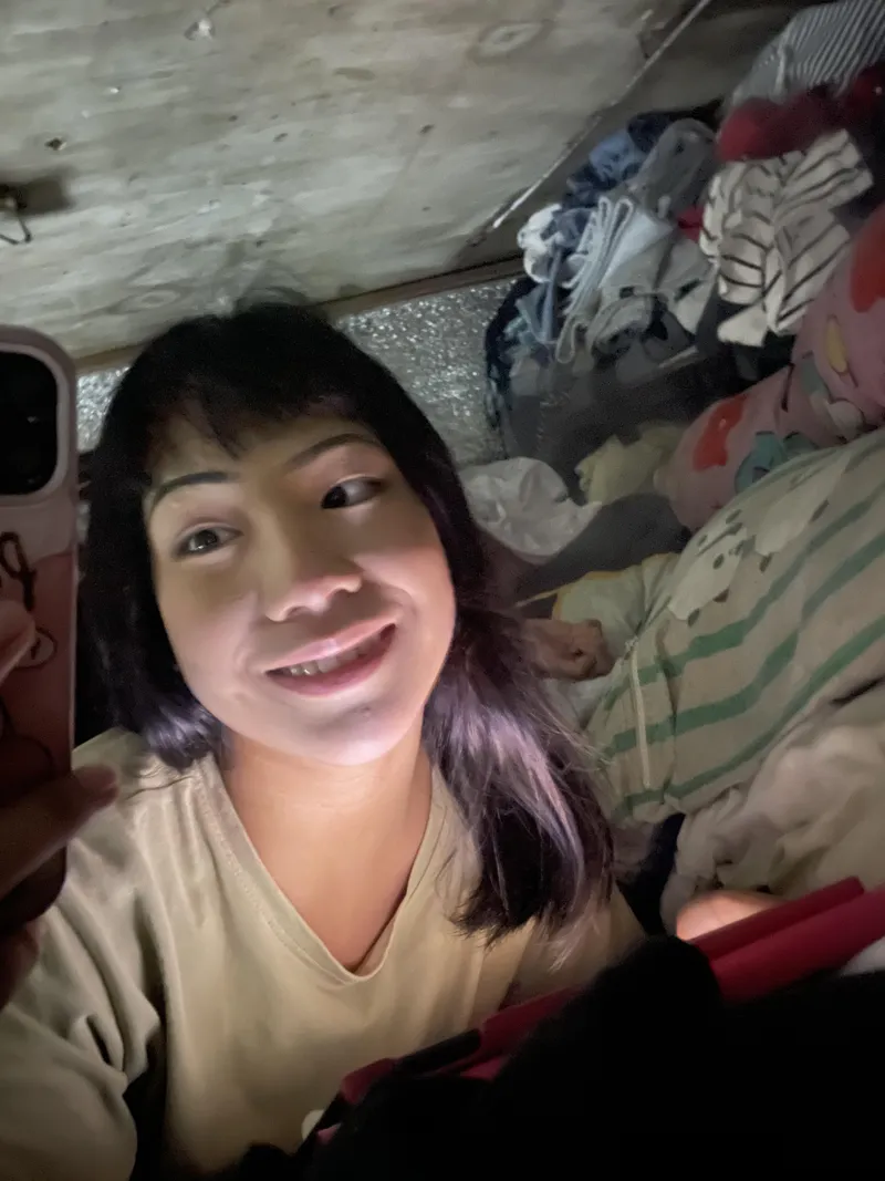 Thumbnail Hi there