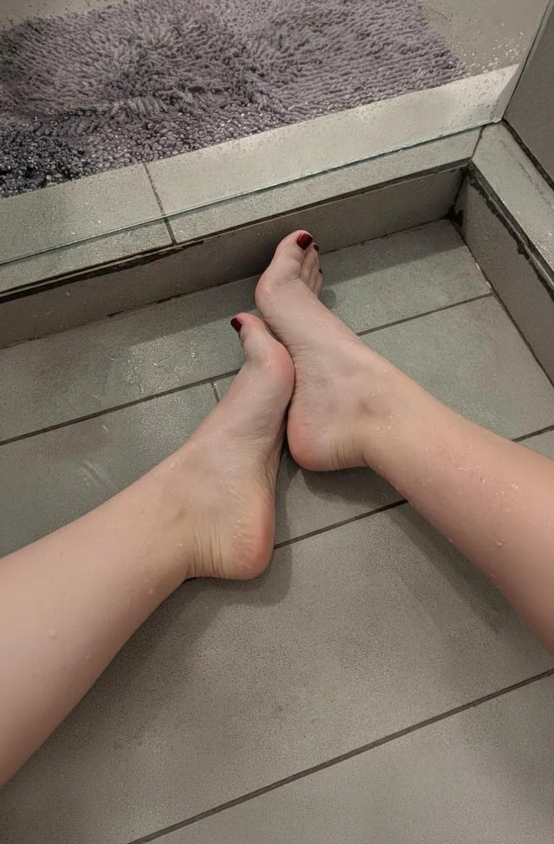 Thumbnail Comments and DM's welcome. (OC)