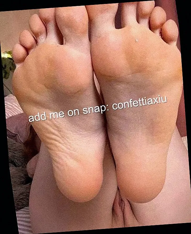 Thumbnail cum stuff this pretzel OC