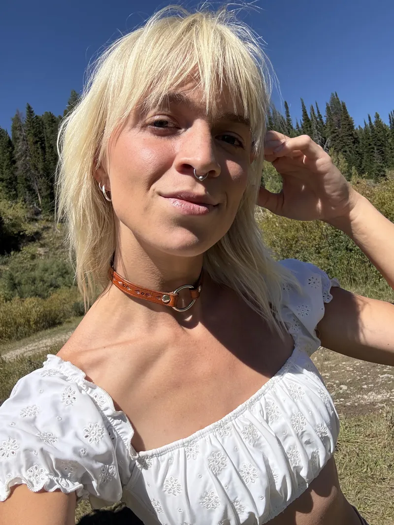 Thumbnail Collared, out in the woods
