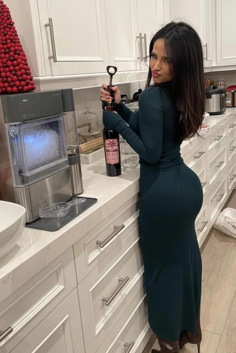 Thumbnail Becky G