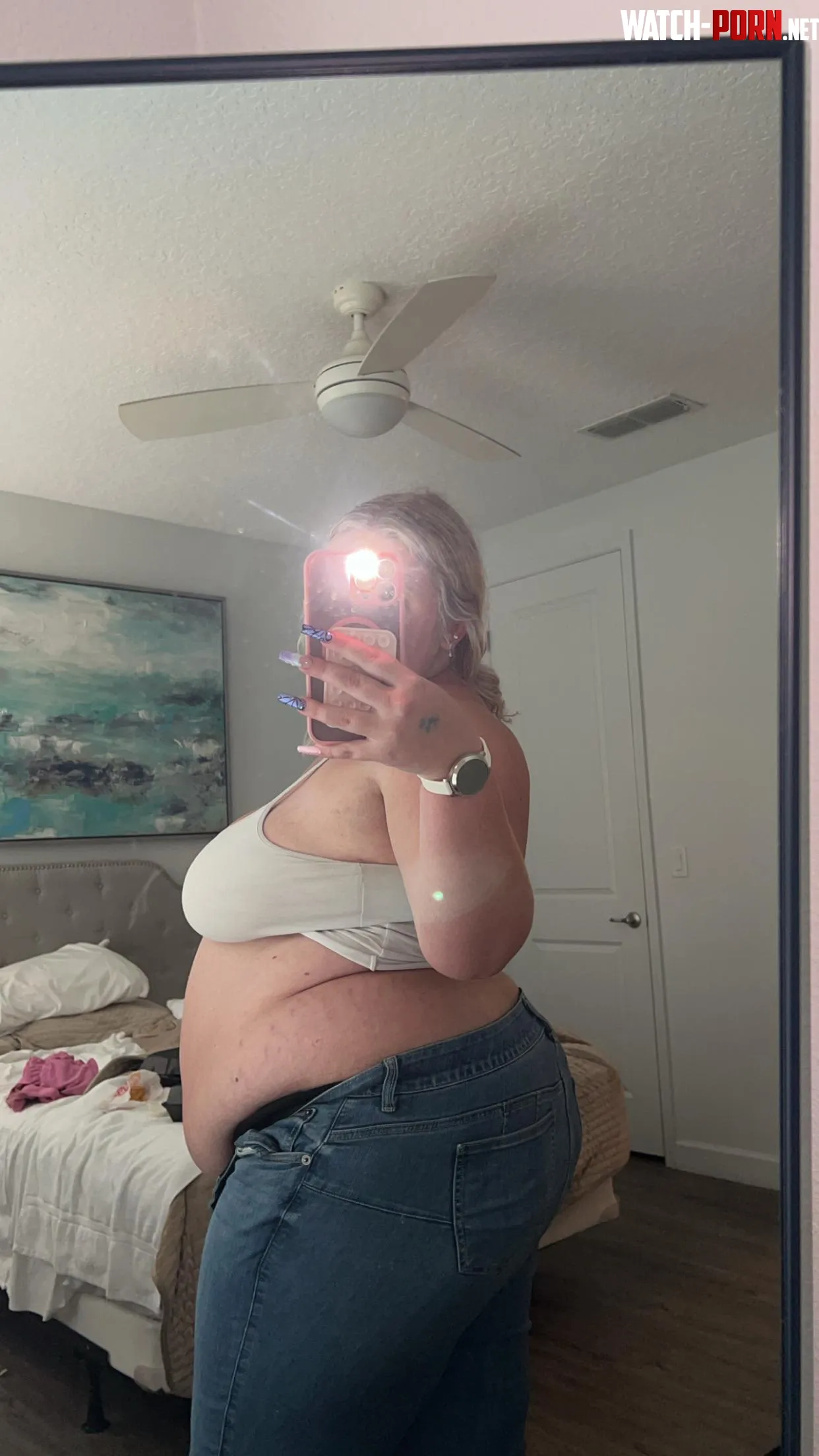 I keep outgrowing my jeans🥵 by Key-Cash9988