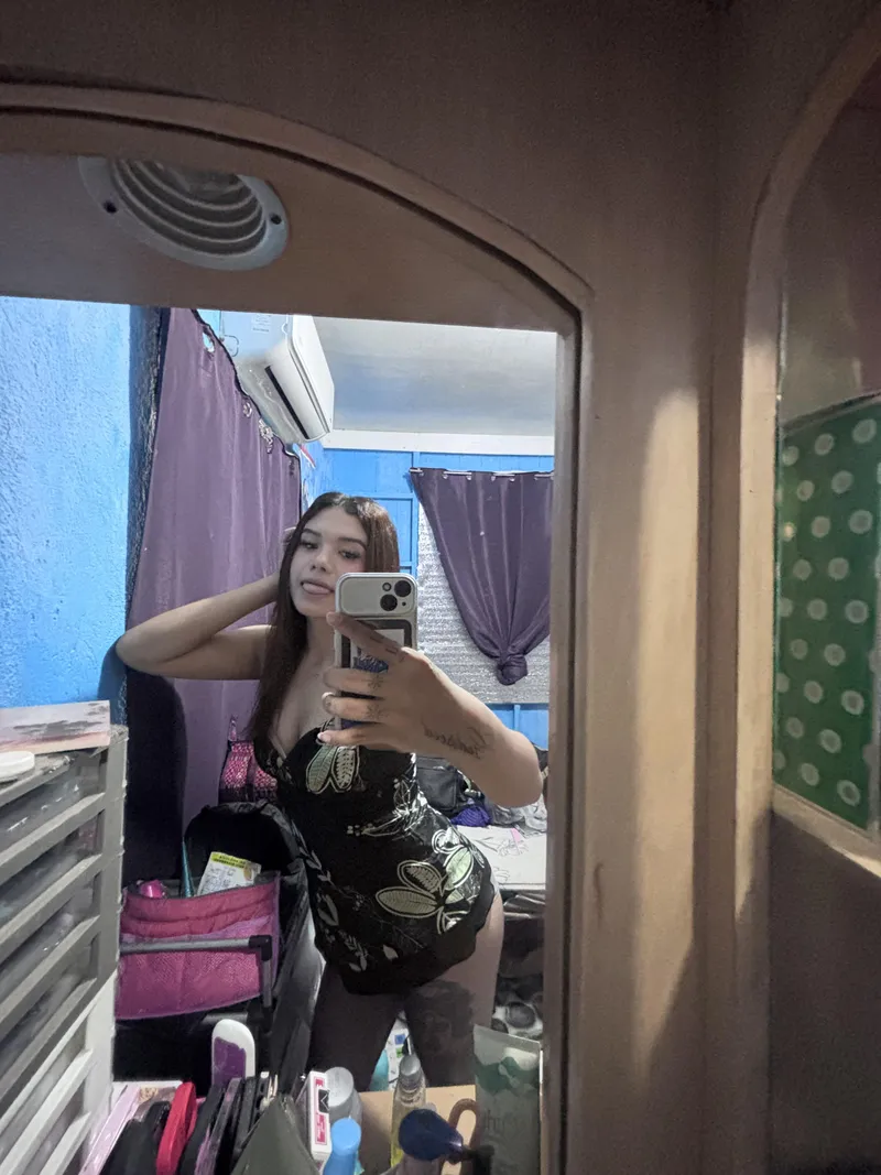 Thumbnail anyone like asian trans?