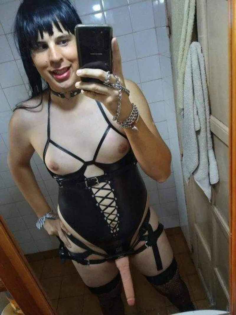 Thumbnail Trans strapon!