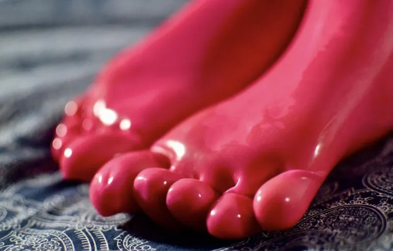 Thumbnail Red latex feet. ❤️