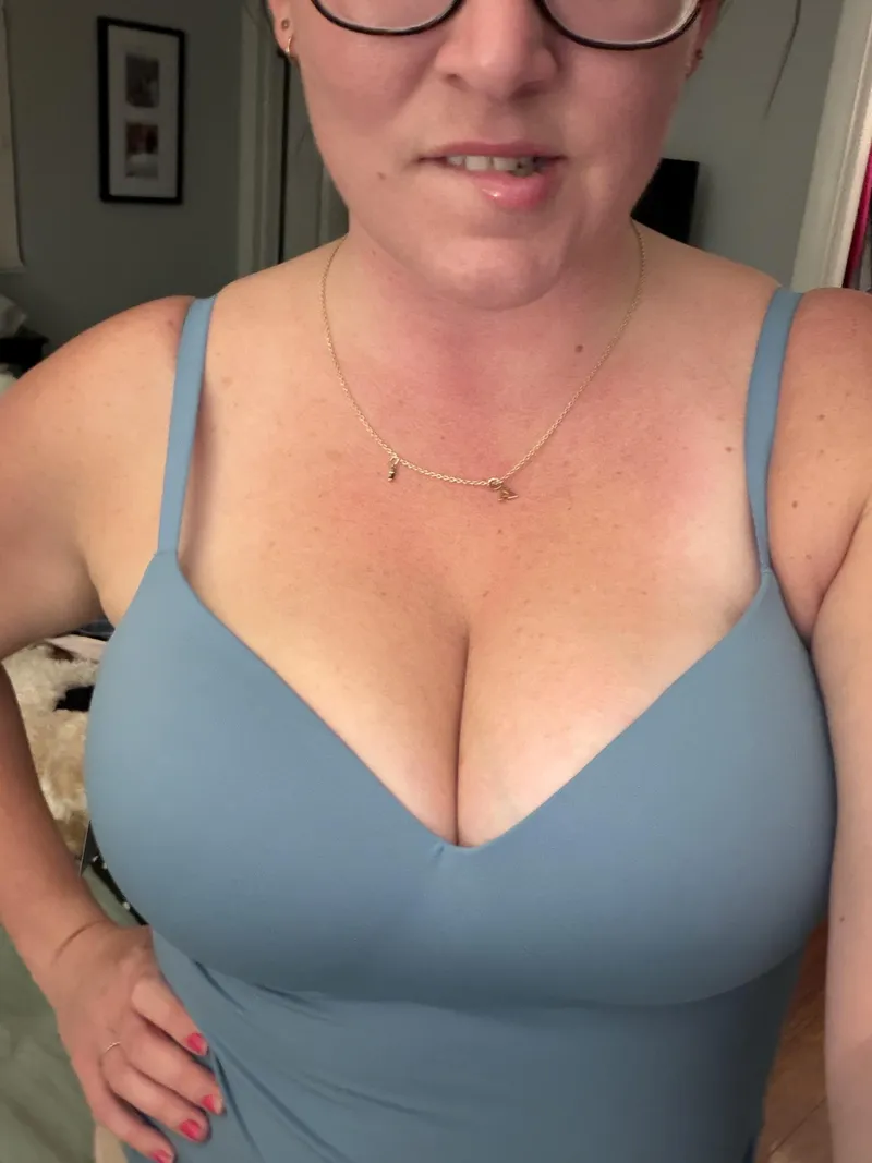 Thumbnail I’m a handful