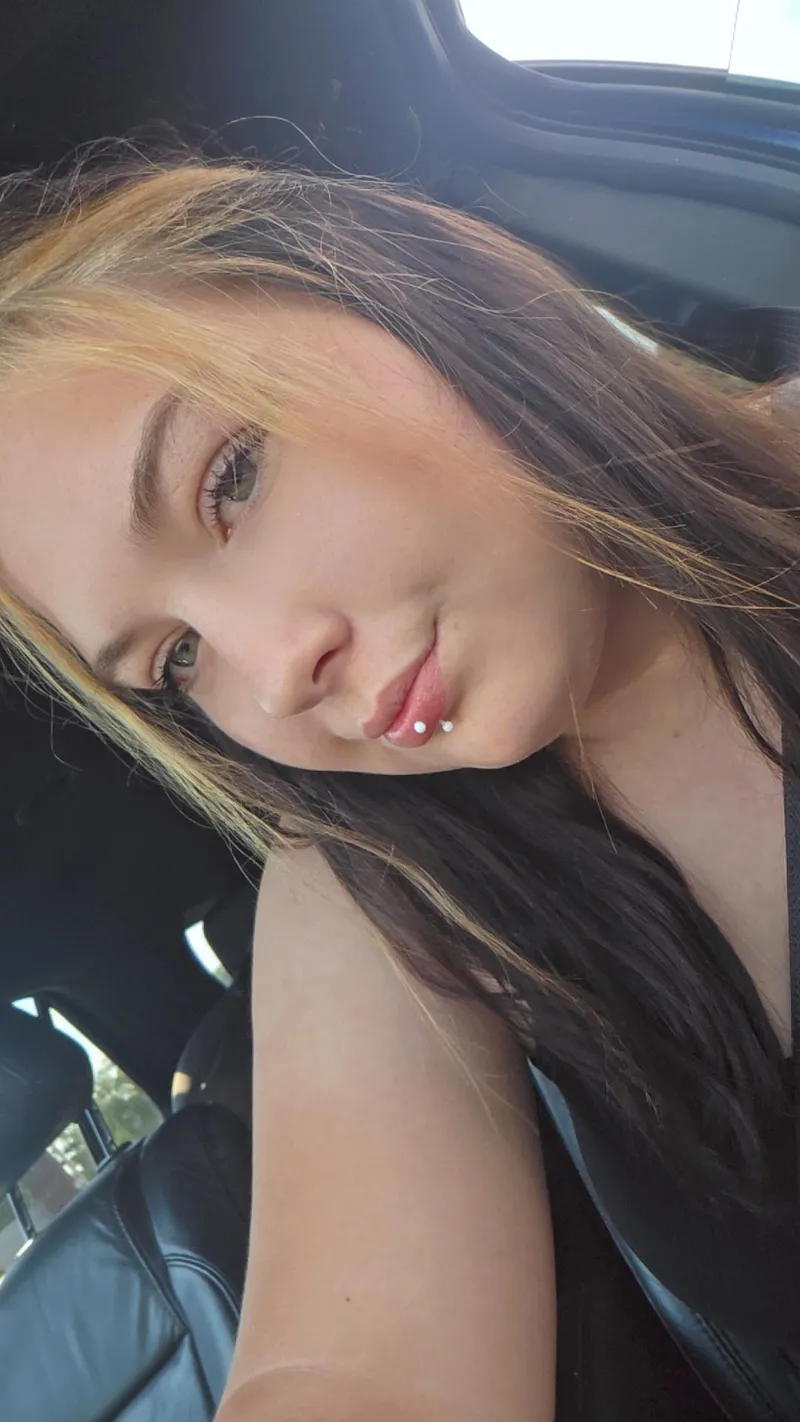 Thumbnail Let me be your naughty girl baby😏❤️