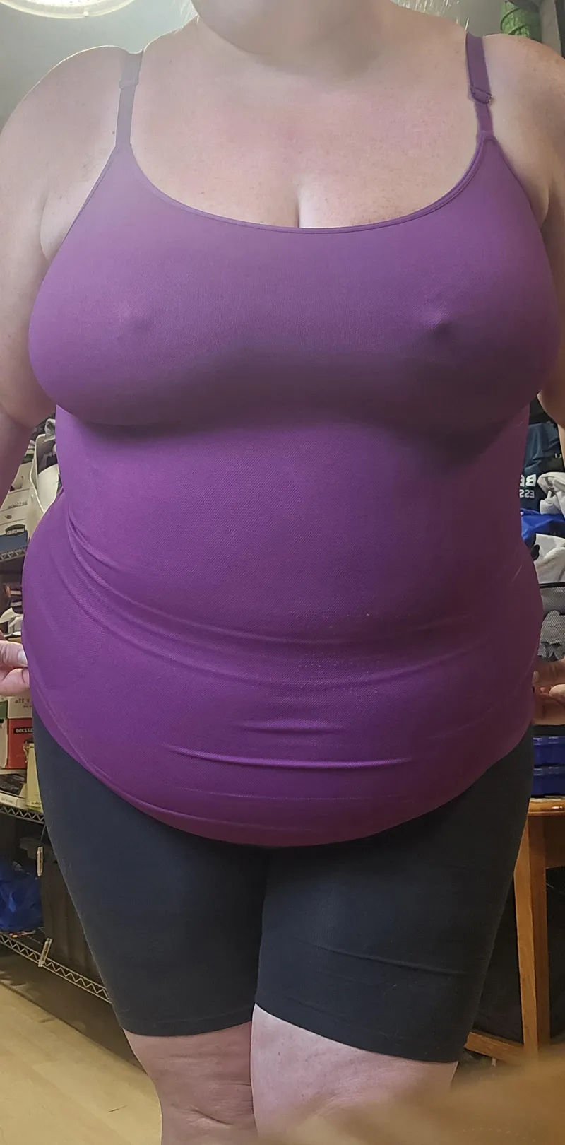 Thumbnail Casual Mom look for grocery shopping today.