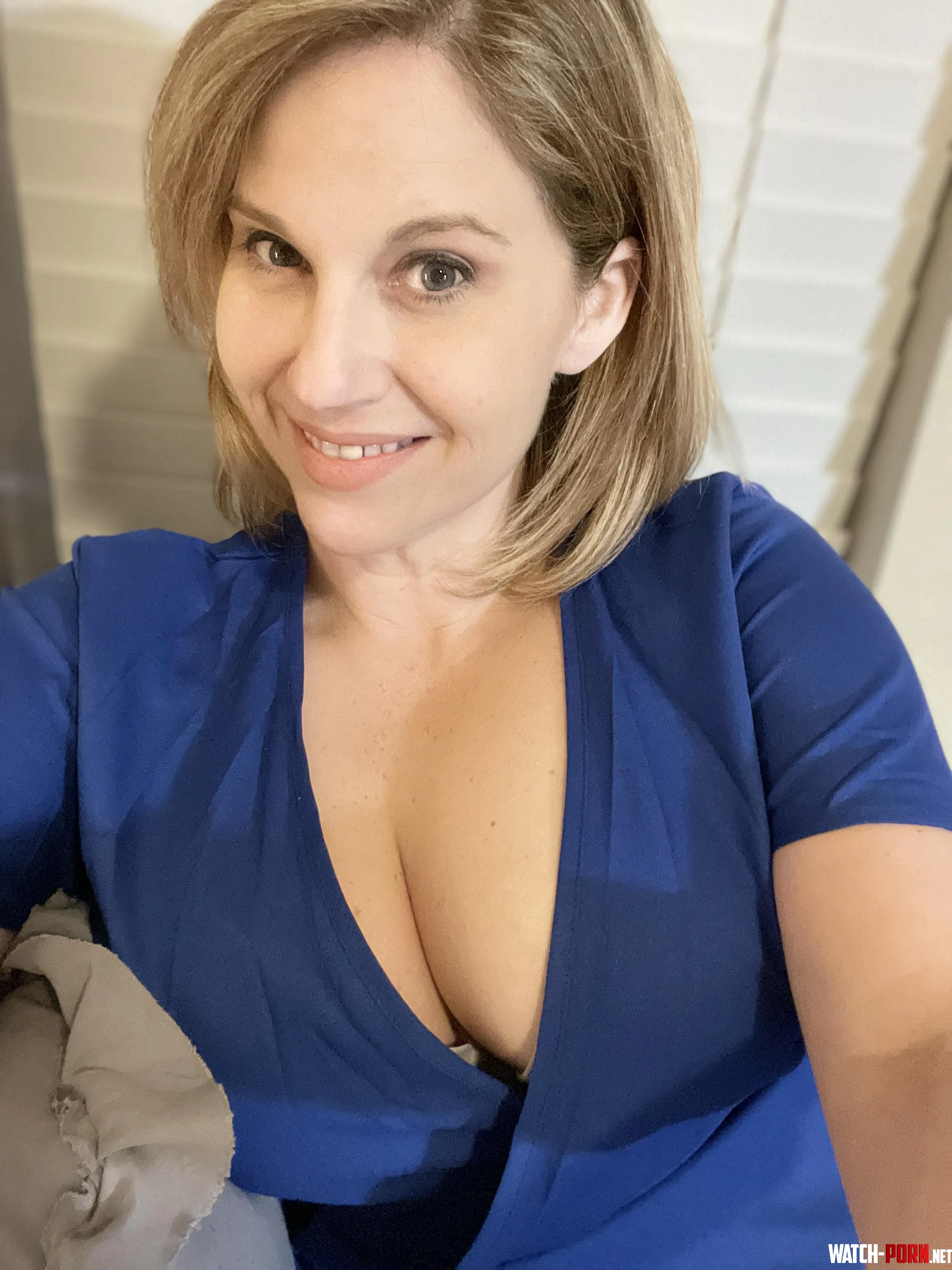 A mature woman with a playful side by AngelMoonBaby77