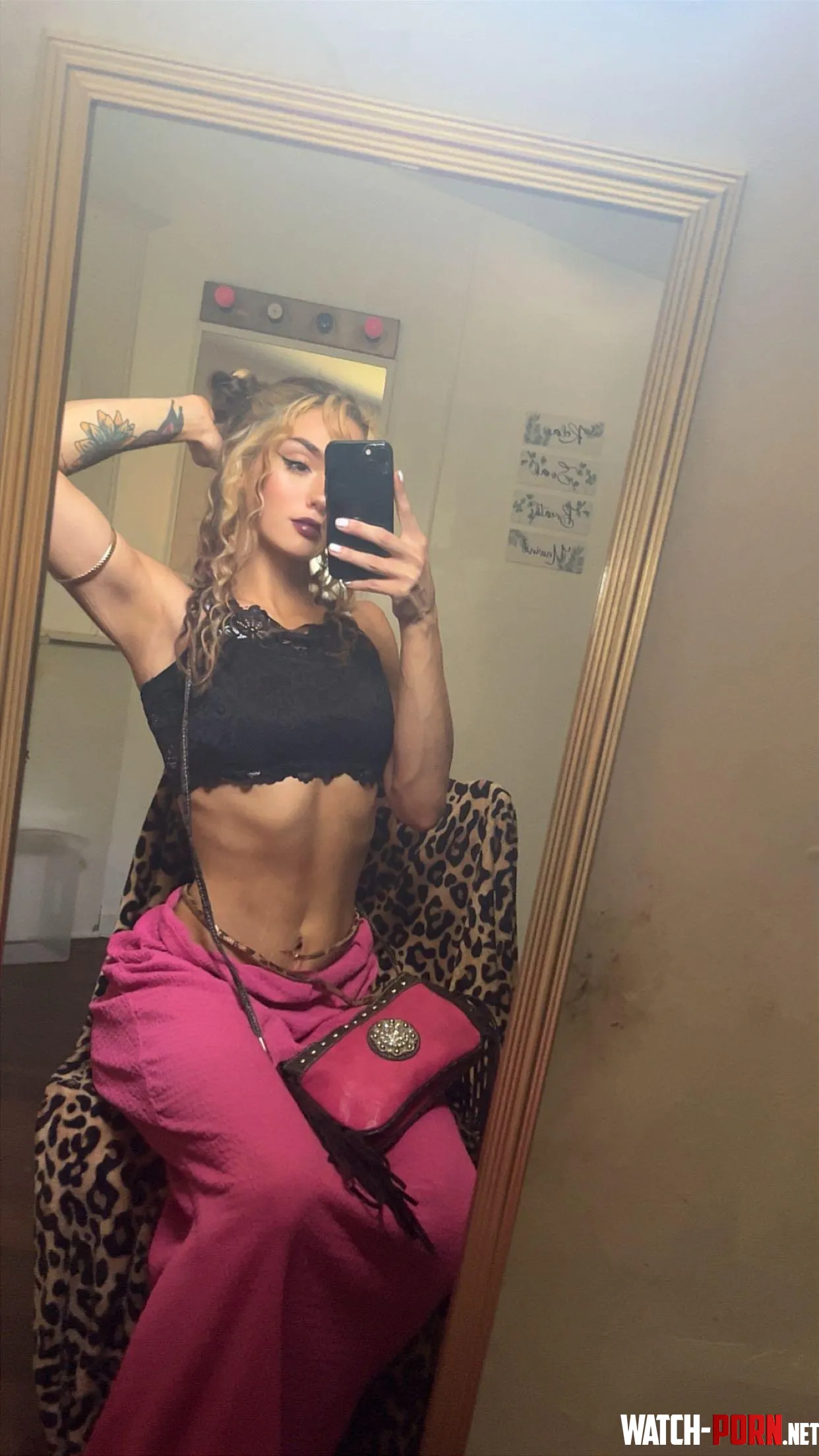 Working on me 🧿😊 by abbihopee