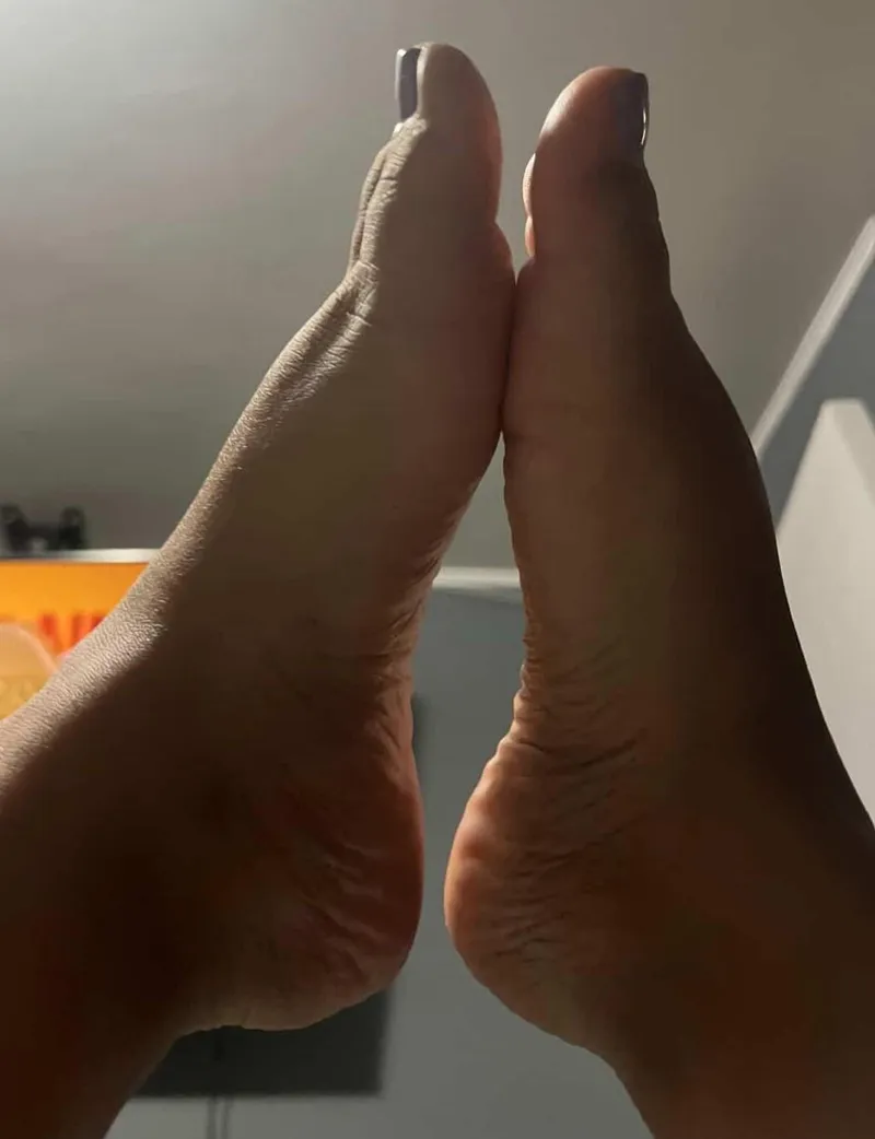 Thumbnail My fourth hole is ready for visits. Do you feet?(oc)