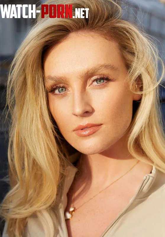Perrie Edwards by Hallow33n78