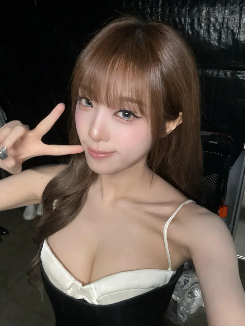 Thumbnail Choi Yena by Chomifap