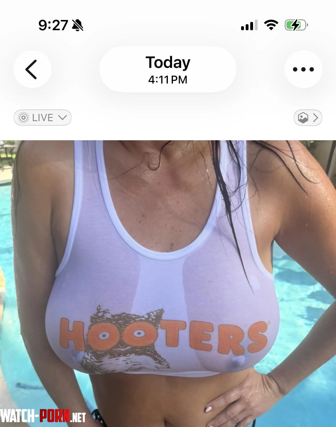 Who likes hooters by fleurtyfeetfun