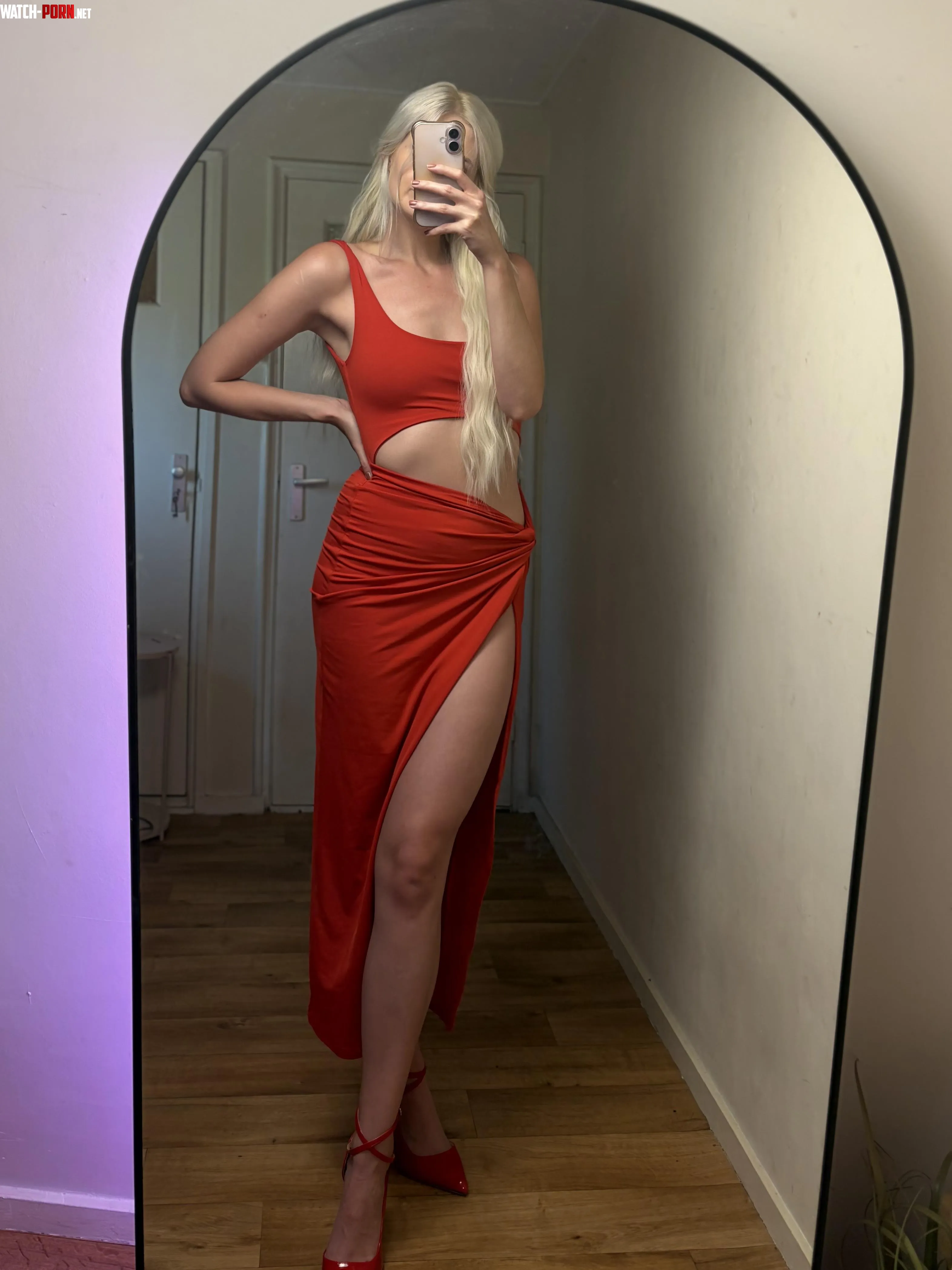 Love how this dress shows off my legs by LanaPeaches__