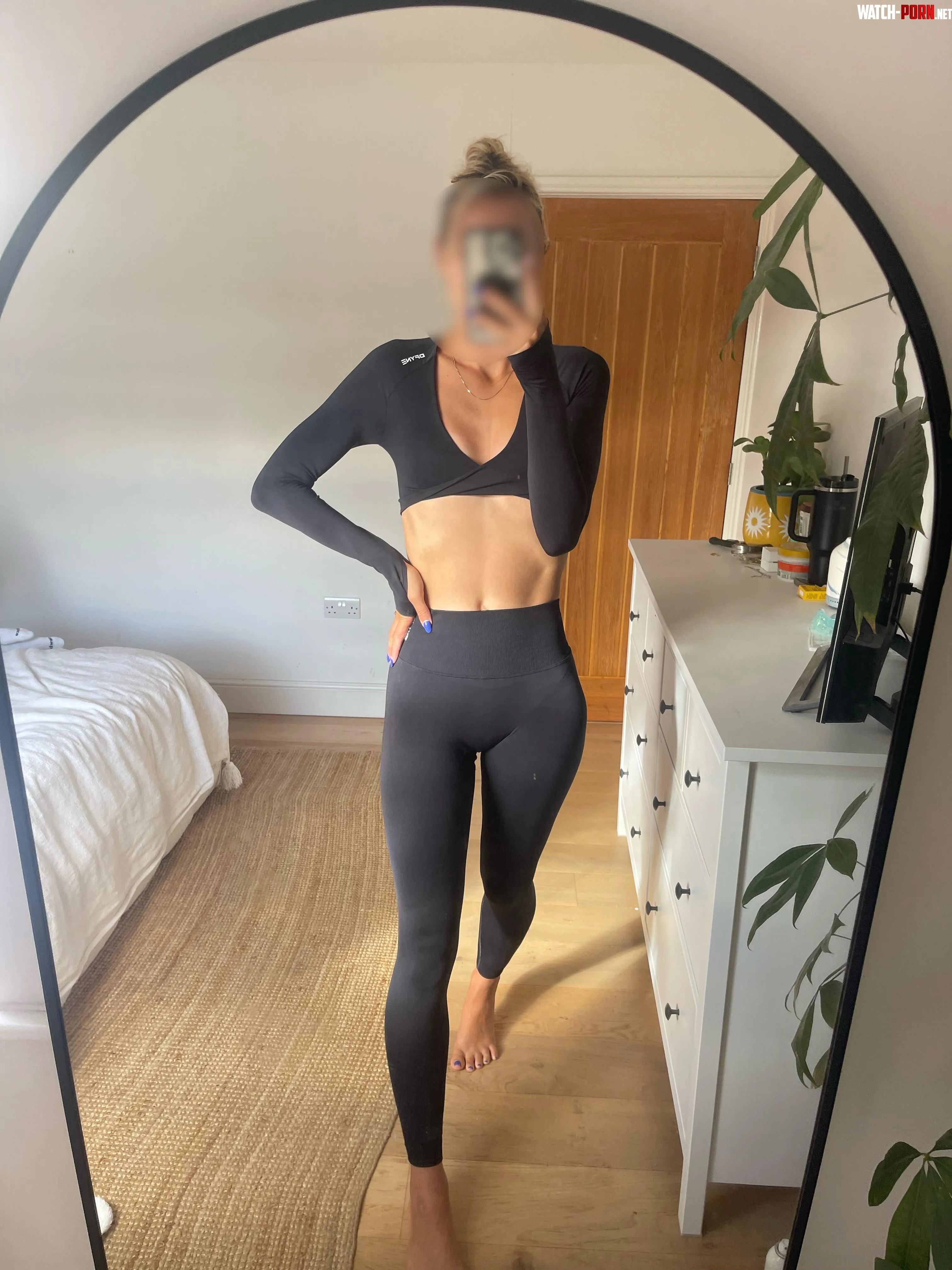 My first pair of dfyne leggings by hotwifepoppyx