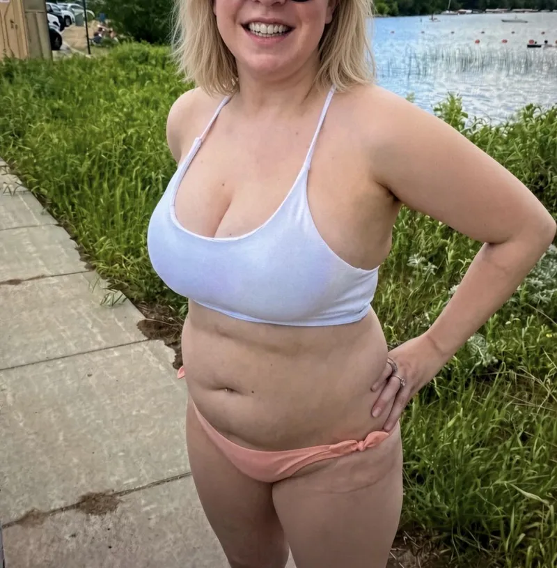 Thumbnail Am I still sexy