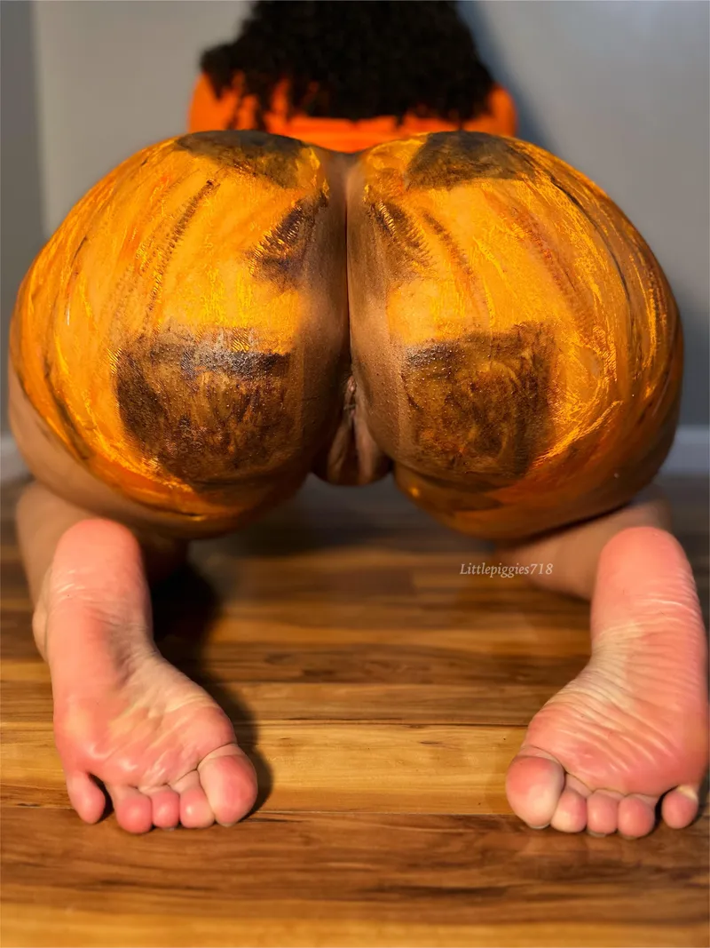 Thumbnail Gotta make sure to give you my pumpkin booty