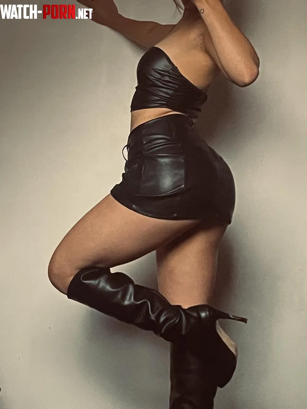 All wrapped in leather by katherinemystique