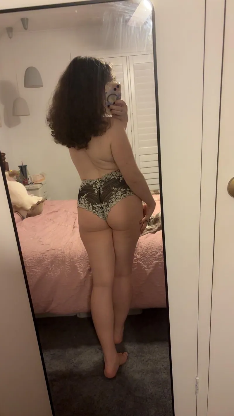 Thumbnail Monday night selfie x