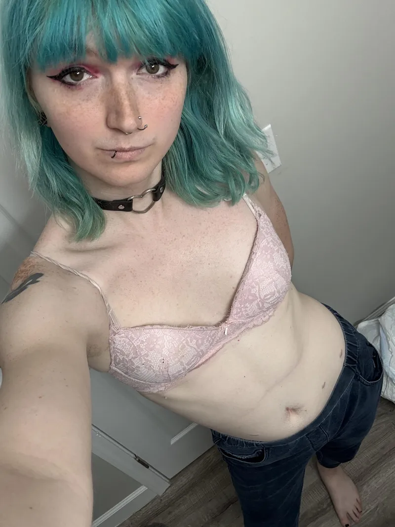 Thumbnail Felt really cute today :3