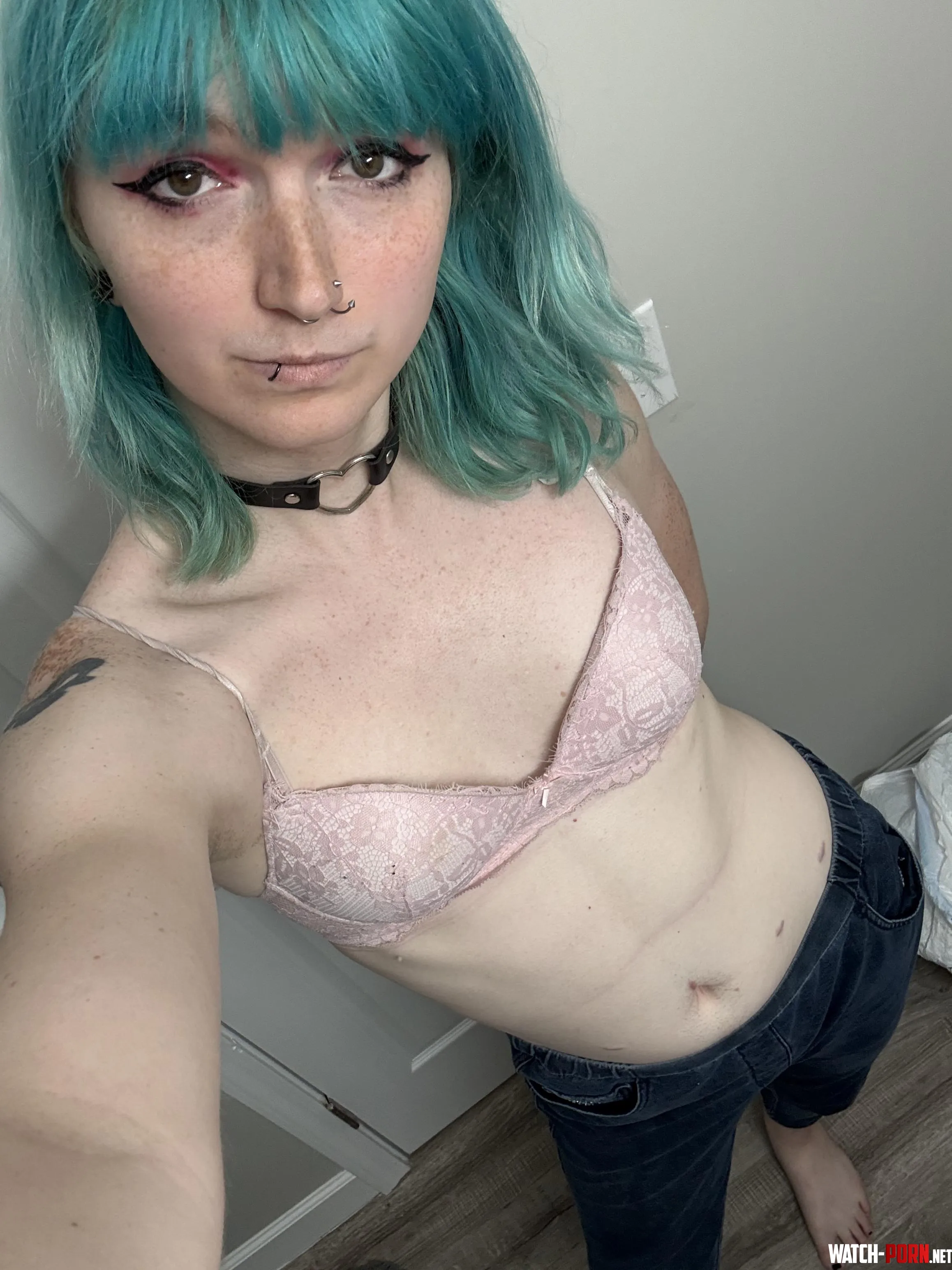 Felt really cute today :3 by xMissTrissx
