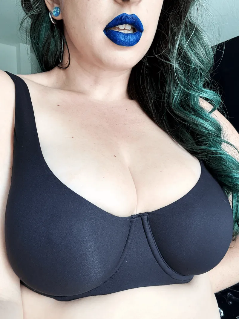 Thumbnail Your face belongs here