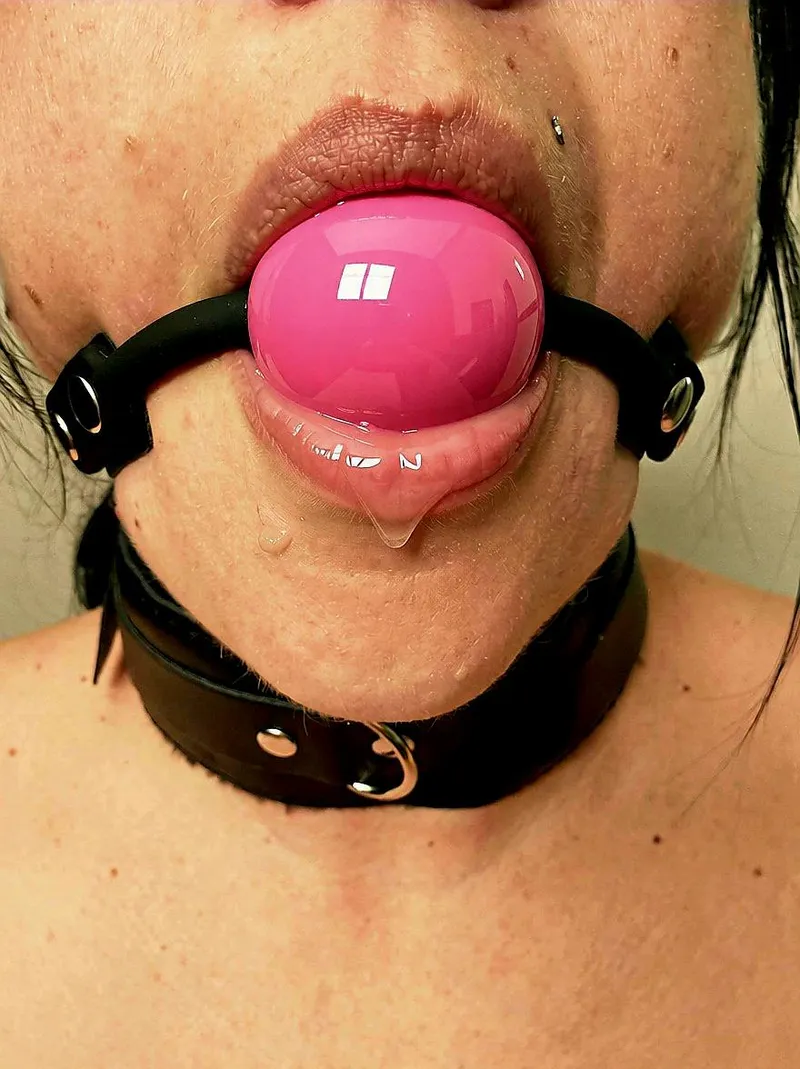 Thumbnail Collared as a good girl should be