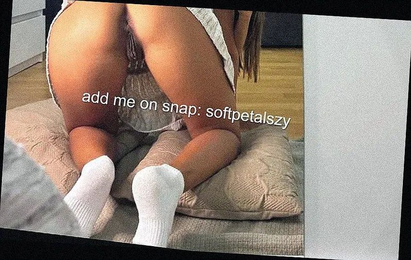 Thumbnail goth/alt black girls are rare but not nonexistent ;)