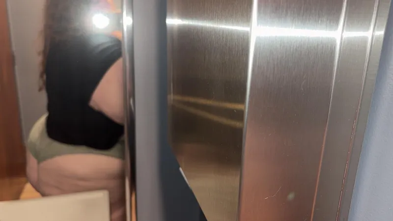 Thumbnail more booty🍑